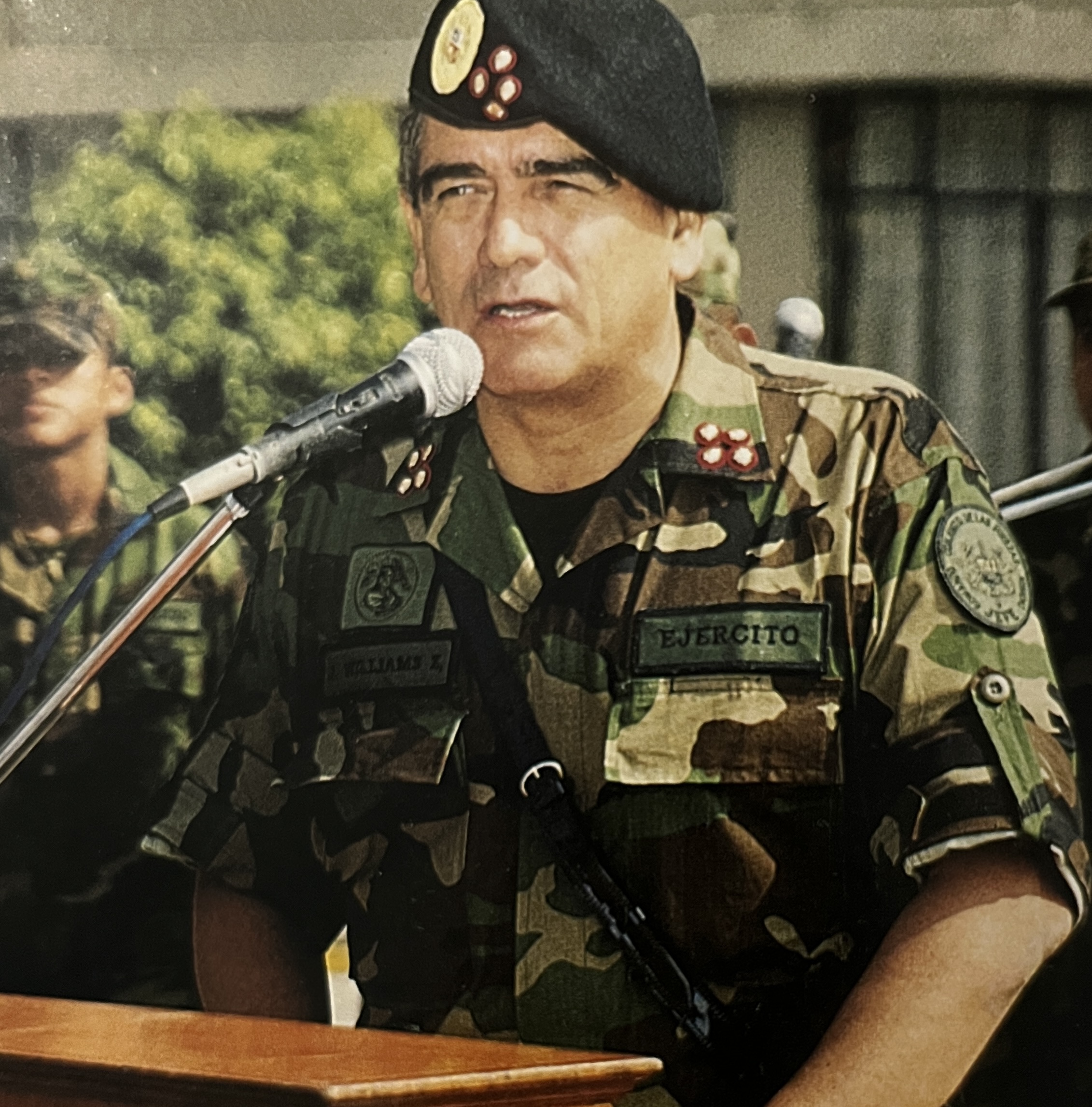 José Williams
General Williams